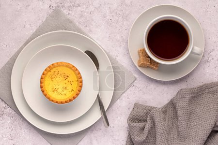 Téléchargez les photos : Macro food photographie de thé, tarte à la crème anglaise, sucre, boisson, boisson, petit déjeuner - en image libre de droit