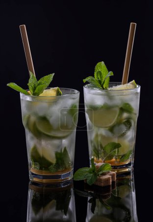 Téléchargez les photos : Photographie de mojito, boisson, limonade, cocktail - en image libre de droit