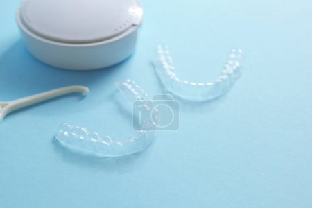Téléchargez les photos : Aligneurs pour aligner les dents - en image libre de droit