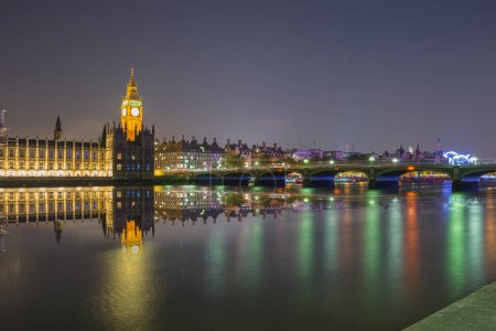 Téléchargez les photos : Big Ben à Londres la nuit. Royaume-Uni - en image libre de droit