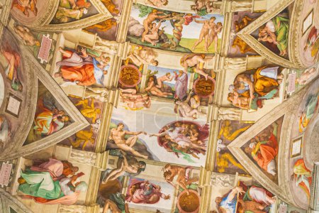 Foto de Pinturas famosas en el techo de la Capilla Sixtina de Roma - Imagen libre de derechos