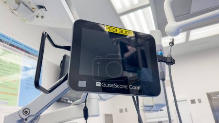 Foto de Providnece, ri, usa, 19 de junio de 2013, tecnología de anestesia Glidescope, que simboliza una intubación precisa y eficiente para la atención del paciente y mejores resultados quirúrgicos - Imagen libre de derechos