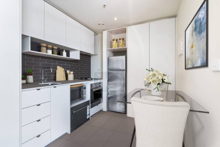 Foto de Gran lujo, moderno, cómodo comedor y cocina, diseño de renderizado 3d - Imagen libre de derechos