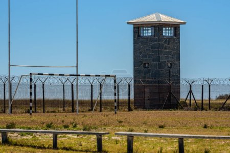 Téléchargez les photos : Site du patrimoine mondial de l'UNESCO Prison à sécurité maximale à Robben Island dans la baie de Table. - en image libre de droit