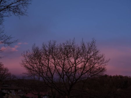 Abendrot über Marburg, roter Himmel