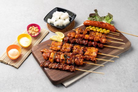 Tteokbokki, skewers, chicken, chicken, set, fish cake, oden, dried pollack, pollack, tteokgalbi, short ribs, food, pan, meat, cooking, meal, dinner, dish, vegetable, frying, fried, fry, cuisine,