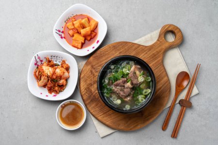 Galbi-tang, Seolleong-tang, Naju-gom-tang, Yukgaejang, Bibim-myeon, Cold Noodles, Cold Noodles, Korean food, Beef Galbi octopus shrimp hot pot, Sogal-nak-sae hot pot, Son Mandu, Dumpling, Dumpling