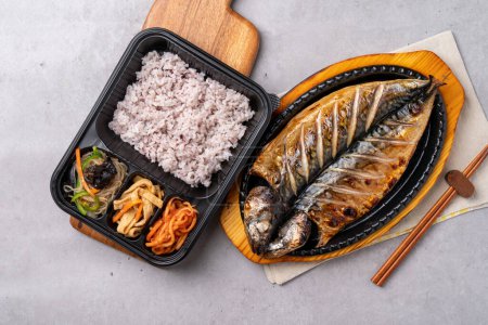 Photo for Fish, grilled mackerel, Im Yeonsoo, direct fire, webfoot octopus, mackerel, seafood, side dishes, food, market, buffet, restaurant, fruit, fresh, meal, healthy, salad, vegetable, delicious, tasty - Royalty Free Image