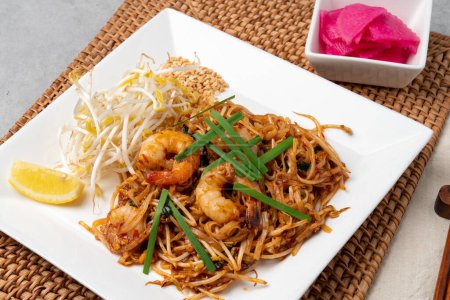Thai food, Pad see yukkung, pineapple, fried rice, footpot pong curry, Pad thai kung, Tom yukkung, lemon, chicken, naiorang, samurai, Pad thai,
