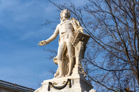 Foto de Monumento en memoria de Wolfang Amadeus Mozart en Burggarten, Viena. - Imagen libre de derechos