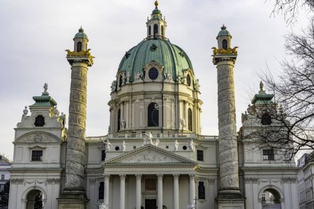 Foto de Iglesia de San Carlos (Karlskirche) en Viena, Austria
. - Imagen libre de derechos