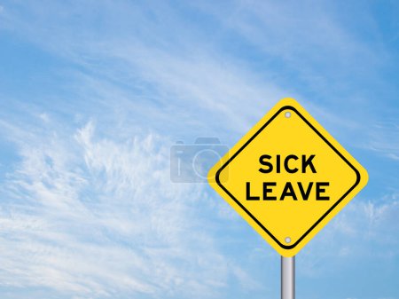 Signo de transporte amarillo con palabra licencia por enfermedad sobre fondo cielo de color azul