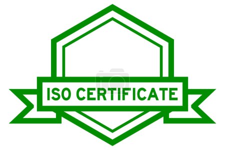 Téléchargez les illustrations : Bannière d'étiquette hexagonale de couleur verte vintage avec certificat ISO mot sur fond blanc - en licence libre de droit