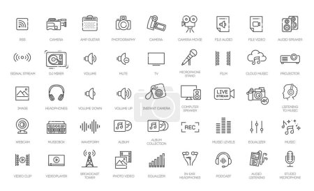 Téléchargez les illustrations : Thin line icons set. Flat icon collection set. Simple vector icons - en licence libre de droit