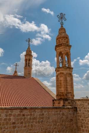 Mardin Midyat district Monastère Mor Gabriel photographies uniques de détails architecturaux prises avec le ciel bleu