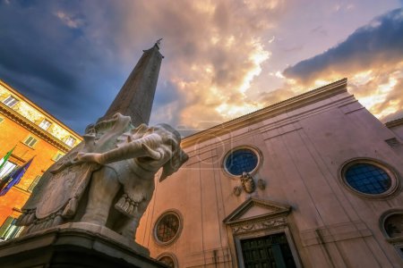 Fotos de varios lugares turísticos en la capital de Italia Roma