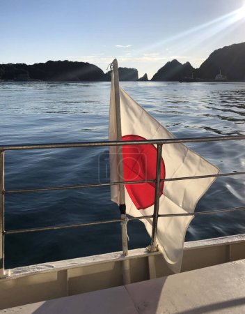 Téléchargez les photos : Vue depuis le ferry le long de la côte de Kii Katsuura, Japon - en image libre de droit