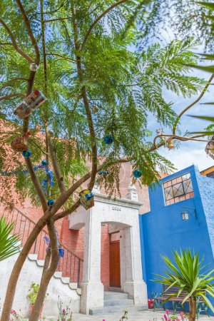 Téléchargez les photos : Architecture colorée de la ville, tenerife, îles Canaries, espagne - en image libre de droit