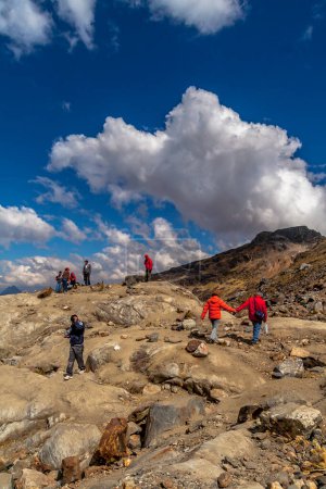 Téléchargez les photos : Randonnées en montagne - en image libre de droit
