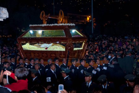 Téléchargez les photos : Ayacucho, procession de la semaine sainte - en image libre de droit