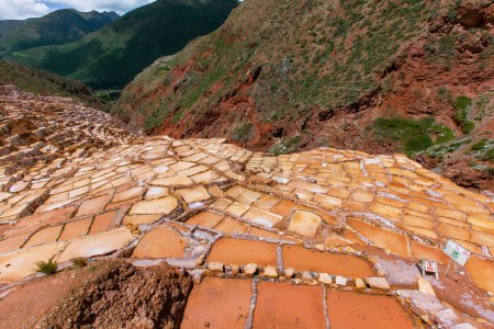 Téléchargez les photos : Le paysage sur la montagne du Pérou. la vallée sacrée de l'inca, incas, pérou - en image libre de droit