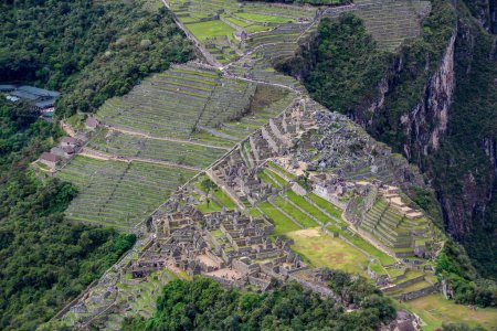 Téléchargez les photos : Vue aérienne de la ville de la vallée sacrée des cas sacrés inca, Pérou - en image libre de droit