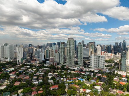 Foto de Makati Skyline. Edificios y apartamentos modernos en Metro Manila. Paisaje urbano. Filipinas. - Imagen libre de derechos