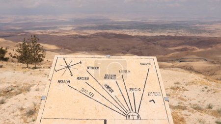Foto de Vista de la Tierra Prometida, Monte Nebo, Jordania. - Imagen libre de derechos