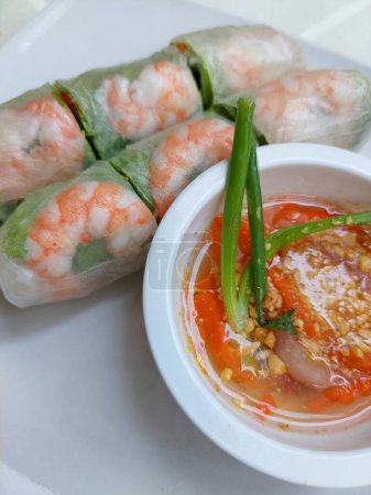 Photo for Vietnamese Fresh Shrimp Spring Rolls, Street Food in Bangkok. - Royalty Free Image