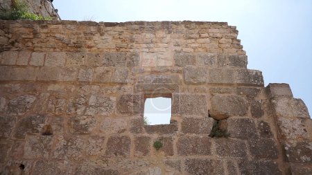 Téléchargez les photos : Une forteresse de l'architecture militaire islamique, château d'Ajloun, Jordanie. - en image libre de droit