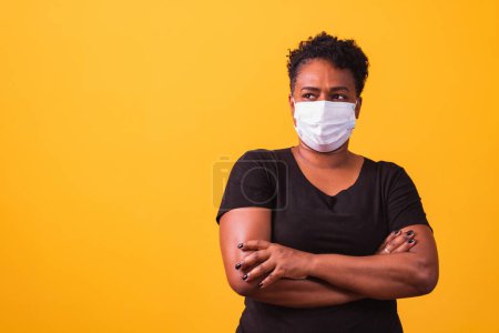 Photo for African woman wearing face shield during coronavirus outbreak. - Royalty Free Image