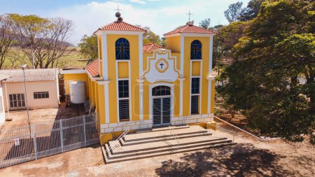 Foto de Lus Antonio So Paulo, Brasil - 09 de agosto de 2021: Iglesia parroquial de Santa Luzia en la ciudad de Lus Antonio - Imagen libre de derechos