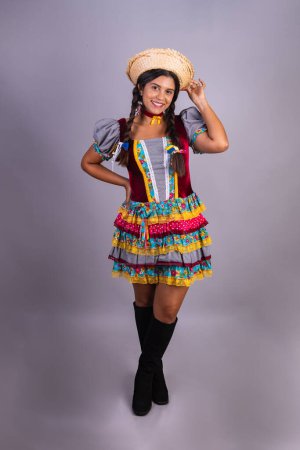 Téléchargez les photos : Femme brésilienne, vêtements de festa junina, arraial, festa de so joo. - en image libre de droit