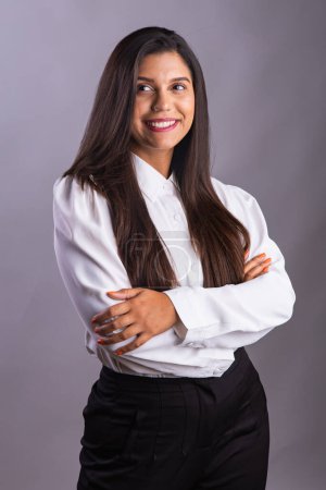 Photo for Brazilian woman, Businesswoman, entrepreneur, vertical portrait. - Royalty Free Image