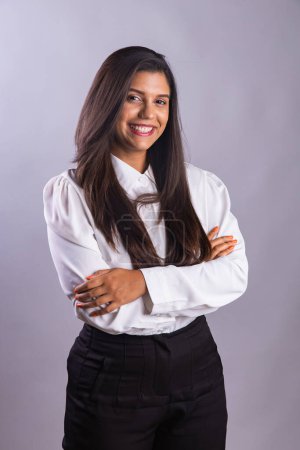 Téléchargez les photos : Femme brésilienne, Femme d'affaires, entrepreneur, portrait vertical. - en image libre de droit