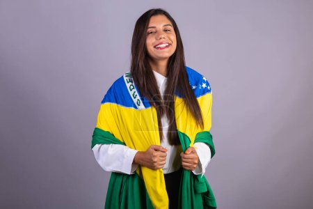Photo for Brazilian businesswoman, manager, corporate portrait. with brazil flag. - Royalty Free Image