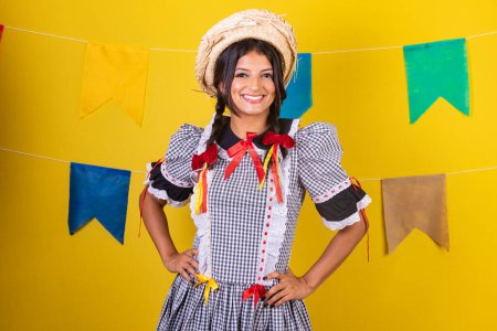 Téléchargez les photos : Femme brésilienne avec des vêtements de festa de so joo, festa junina - en image libre de droit