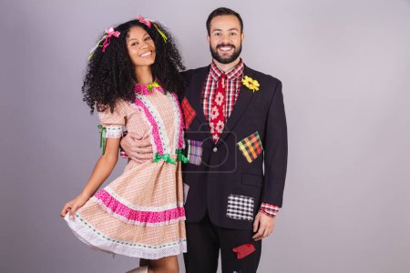 Téléchargez les photos : Couple portant des vêtements typiques de Festa Junina, Arraial, Festa de So Joo. - en image libre de droit