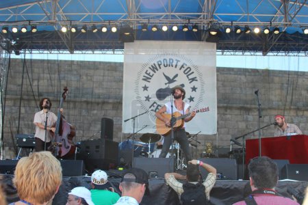 Foto de Newport Folk Festival - Langhorne Slim en concierto - Imagen libre de derechos