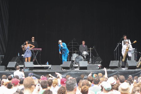Foto de Dave Matthews Band Caravan - Fitz y las rabietas en concierto - Imagen libre de derechos