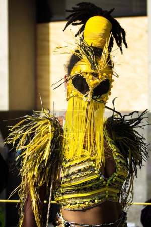 Téléchargez les photos : Portraits et moments du Carnaval de Port of Spain, Trinité-et-Tobago, 25 février 2020 - en image libre de droit