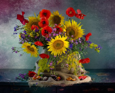 Téléchargez les photos : Nature morte avec tournesols et fleurs - en image libre de droit