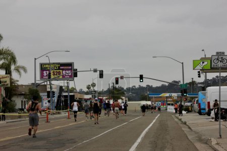 Téléchargez les photos : 2023 Marathon Rock 'n' Roll San Diego sur Morena Blvd. - en image libre de droit