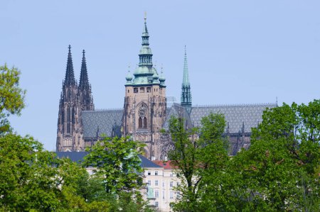 Castillo de Praga - hito de la capital de la República Checa. Oficina principal del presidente checo. Centro histórico de Praga.