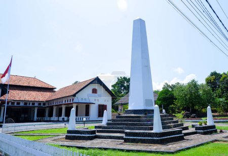 Ein Denkmal in einem historischen Gästehaus in der Stadt Muntok, Indonesien