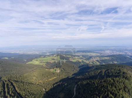Téléchargez les photos : Luftaufnahme beim Schauinsland bei Fribourg - en image libre de droit