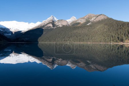 Foto de Lago Louise en den Montañas Rocosas - Imagen libre de derechos