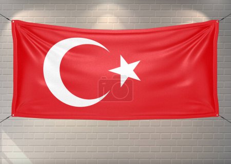 Die türkische Nationalflagge weht auf schönen Ziegeln..
