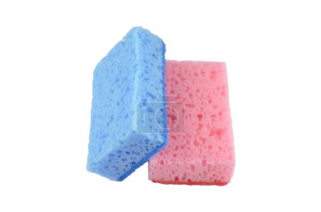 Foto de Esponjas de lavado rosa y azul para platos aislados de primer plano - Imagen libre de derechos