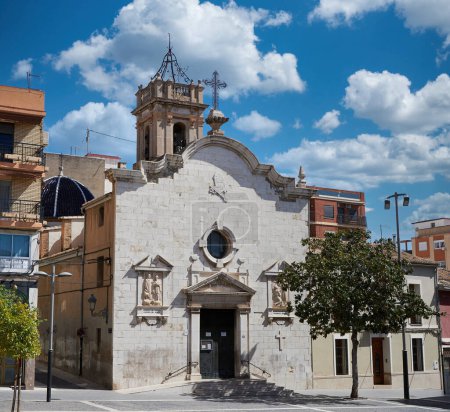 Parroquia de San Pedro en la ciudad de Paterna